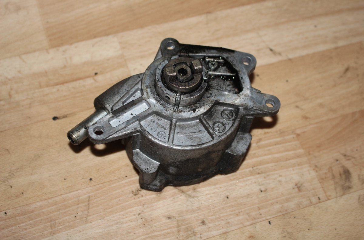 Mercedes-Benz A (W169) Vacuum Pump, engine MERCEDES-BENZ E-CLASS (W211) (2002-2009) Vacuum...
