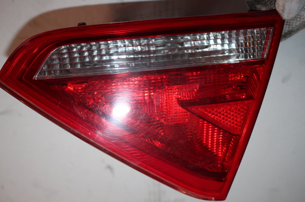 Audi A5 (B8) Inner tail light, right AUDI A5 (B8, 8T, 8F) (2007-2016) Inner tail lig...