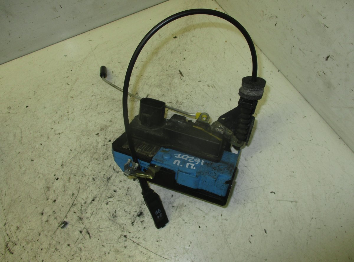 Volvo S80 Door Lock Front Right VOLVO S80 I (TS, XY) (1998-2006) Door Lock Fron...