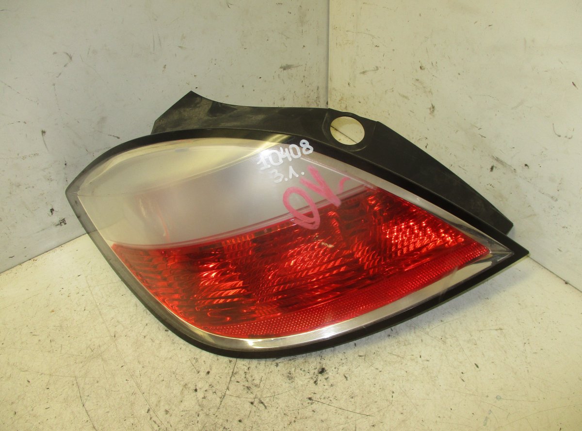 Opel Astra (G) задняя фара (левая) OPEL ASTRA H (2004-2014) Tail light left 244518...