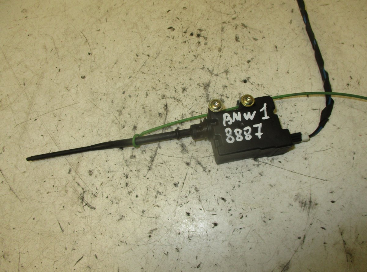 BMW 1 (E81 / E82 / E87 / E88) Central locking motor Fuel Flap BMW 1 (E81, E82, E87, E88) (2003-2013) Central ...