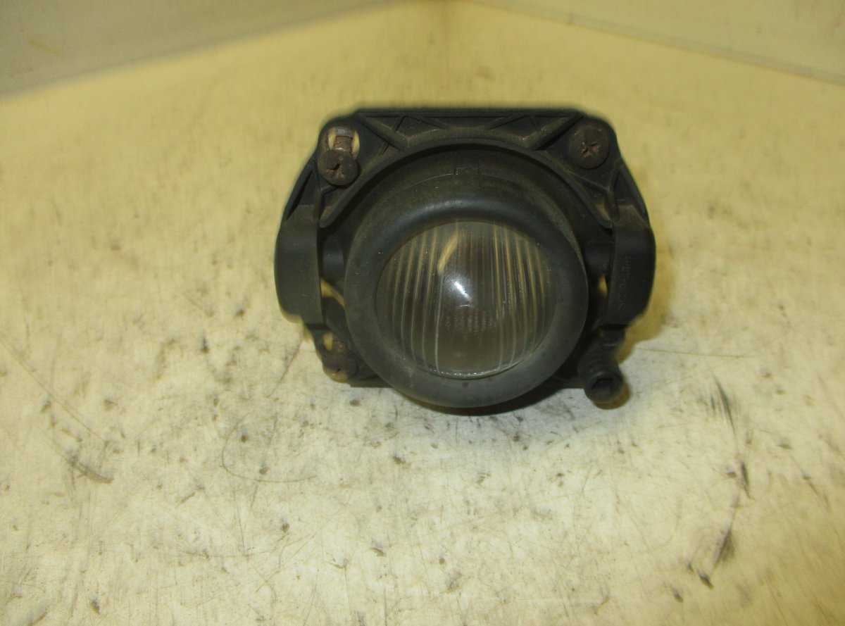 BMW X3 (E83) Fog Lamp Front Left BMW X3 (E83) (2004-2012) Fog Lamp Front Left 34...