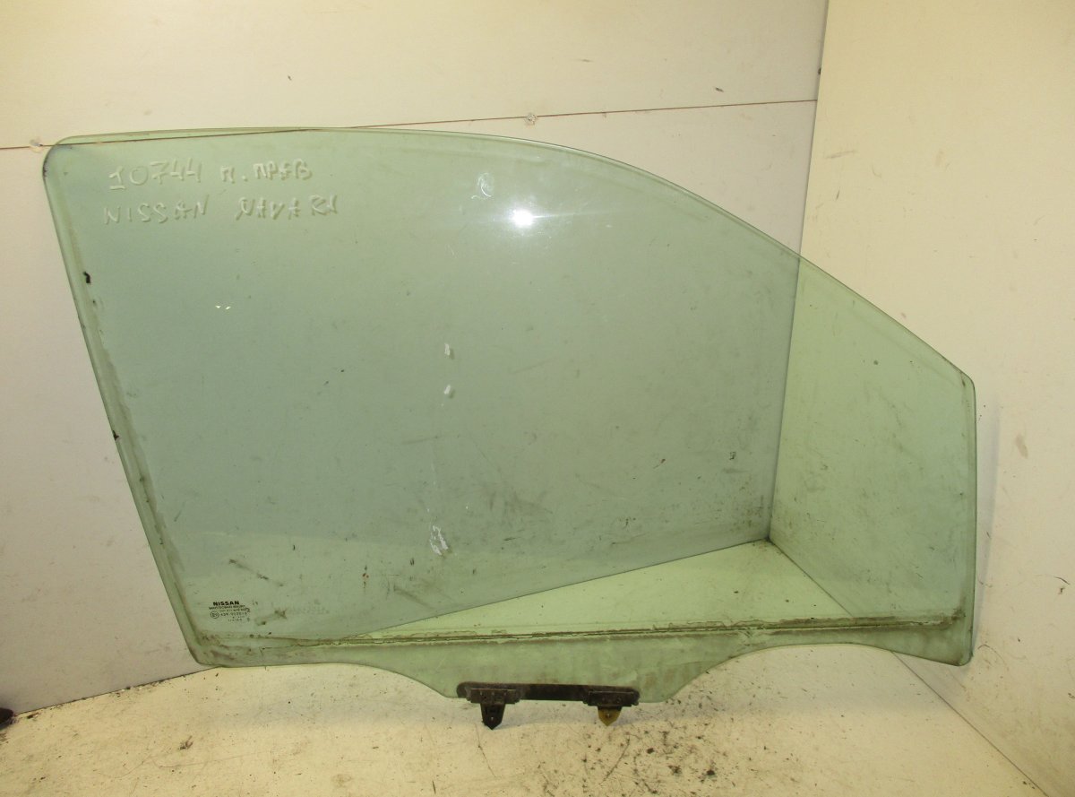 Nissan Pick Up / Navara / NP300 (D22) Door window glass front right NISSAN NAVARA II / NP300 (D40) (2004-2021) Door...