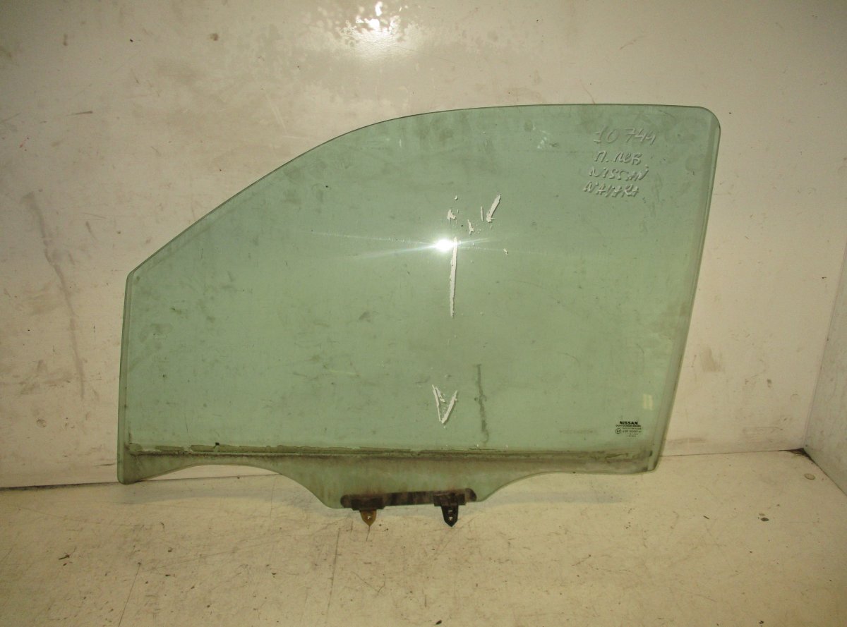 Nissan Pick Up / Navara / NP300 (D22) Door window glass front left NISSAN NAVARA II / NP300 (D40) (2004-2021) Door...
