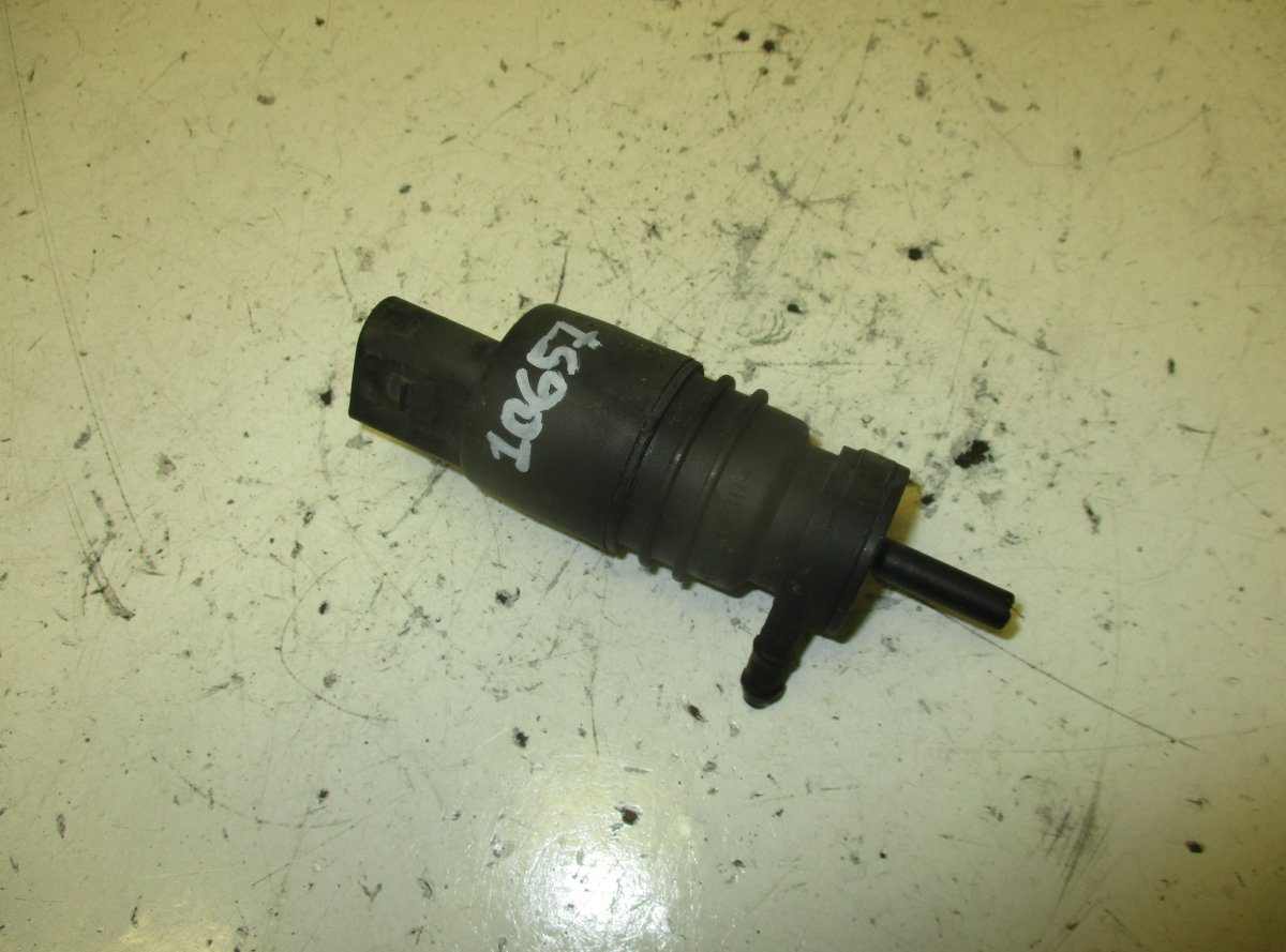 Volkswagen Jetta Washer pump Windscreen