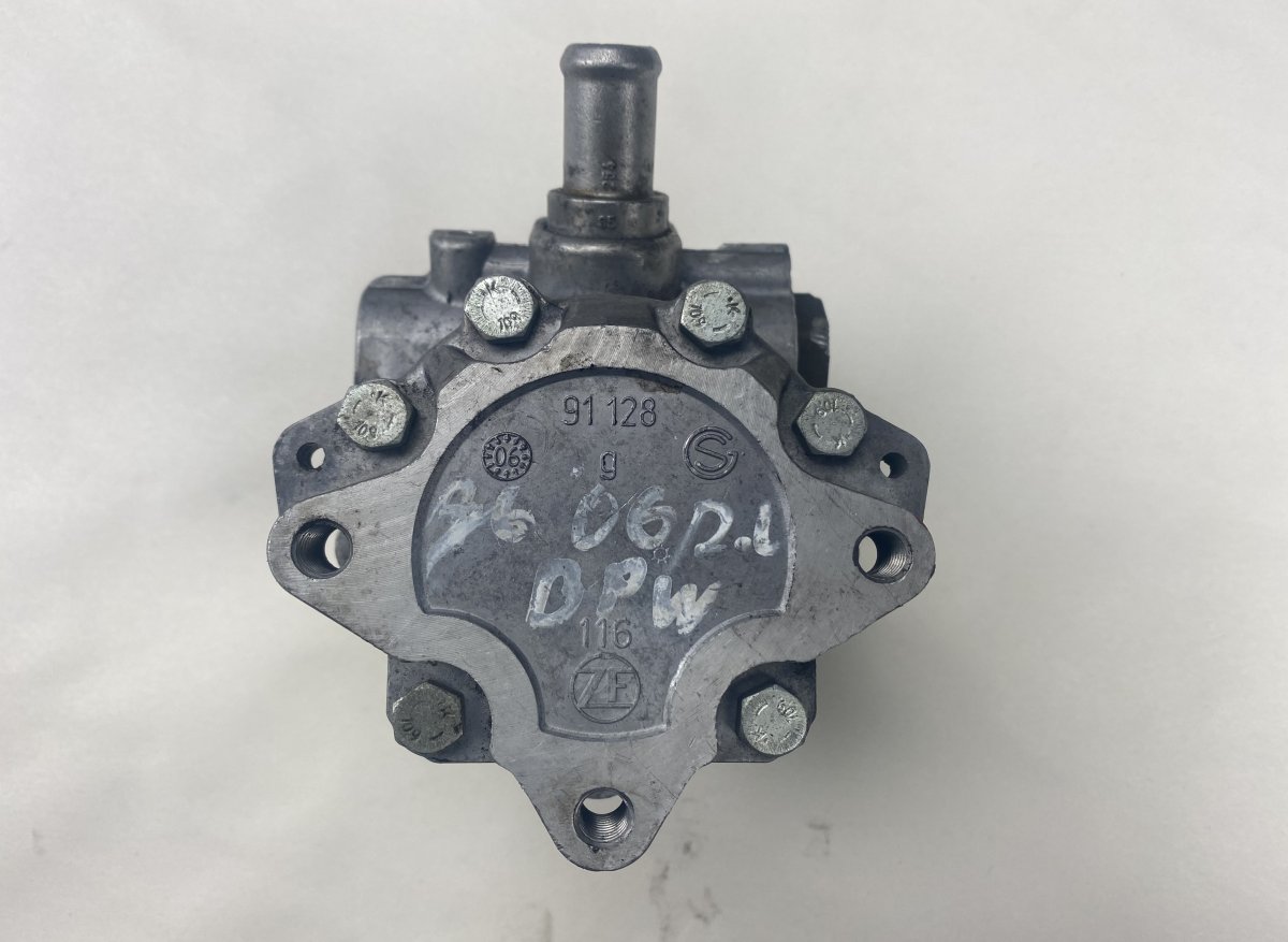 Audi A6 (C6) ohjaustehostimen pumppu AUDI A6 / A6 ALLROAD (C6, 4F) (2004-2011) Power...