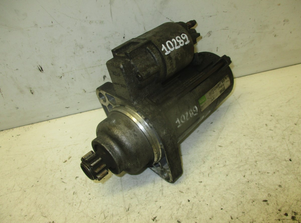 Volkswagen Golf 4 Starter Motor VW GOLF V (1K) (2003-2009) Starter motor 02M911...
