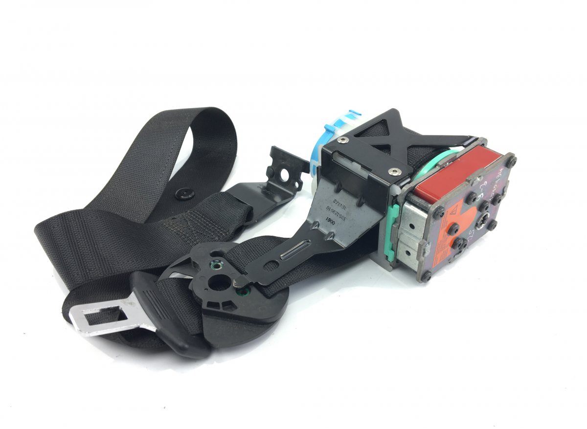 Saab 9-3 Seat Belt Front Right SAAB 9-3 (YS3F) (2002-2012) Seat Belt Front Rig...