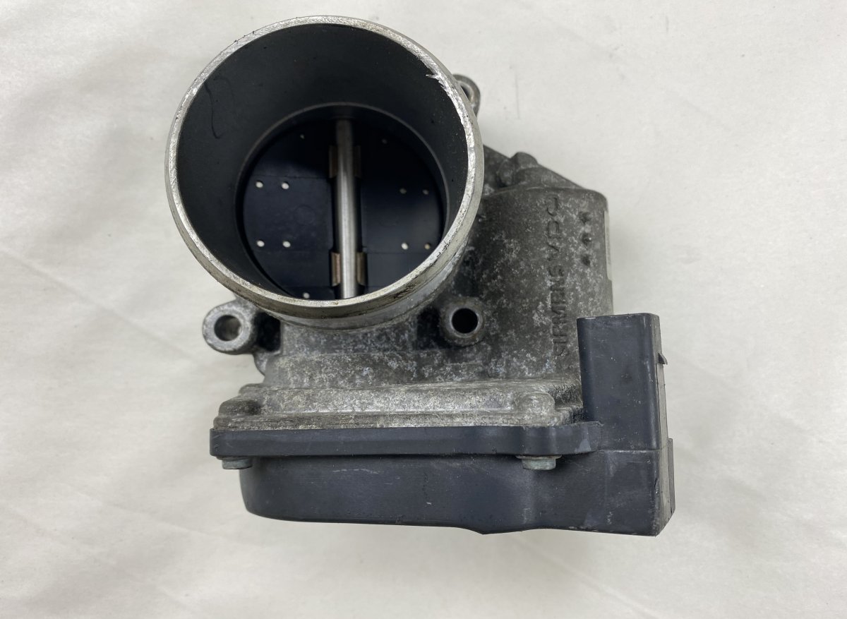 Audi A3 (8P) Throttle body AUDI A3 (8P) (2003-2012) Throttle body 06F13306...