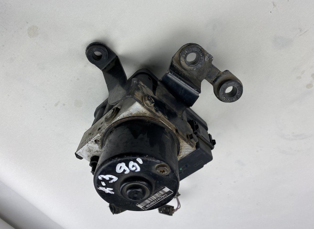 Audi A3 (8L) ABS hydraulic unit / pump AUDI A3 (8L1) (1996-2003) ABS hydraulic unit / ...