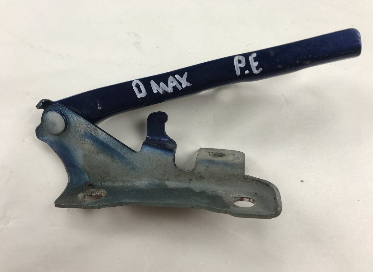 Isuzu D-Max Bonnet Hinge Right ISUZU D-MAX I (RA, RC) (2002-2012) Bonnet Hinge...