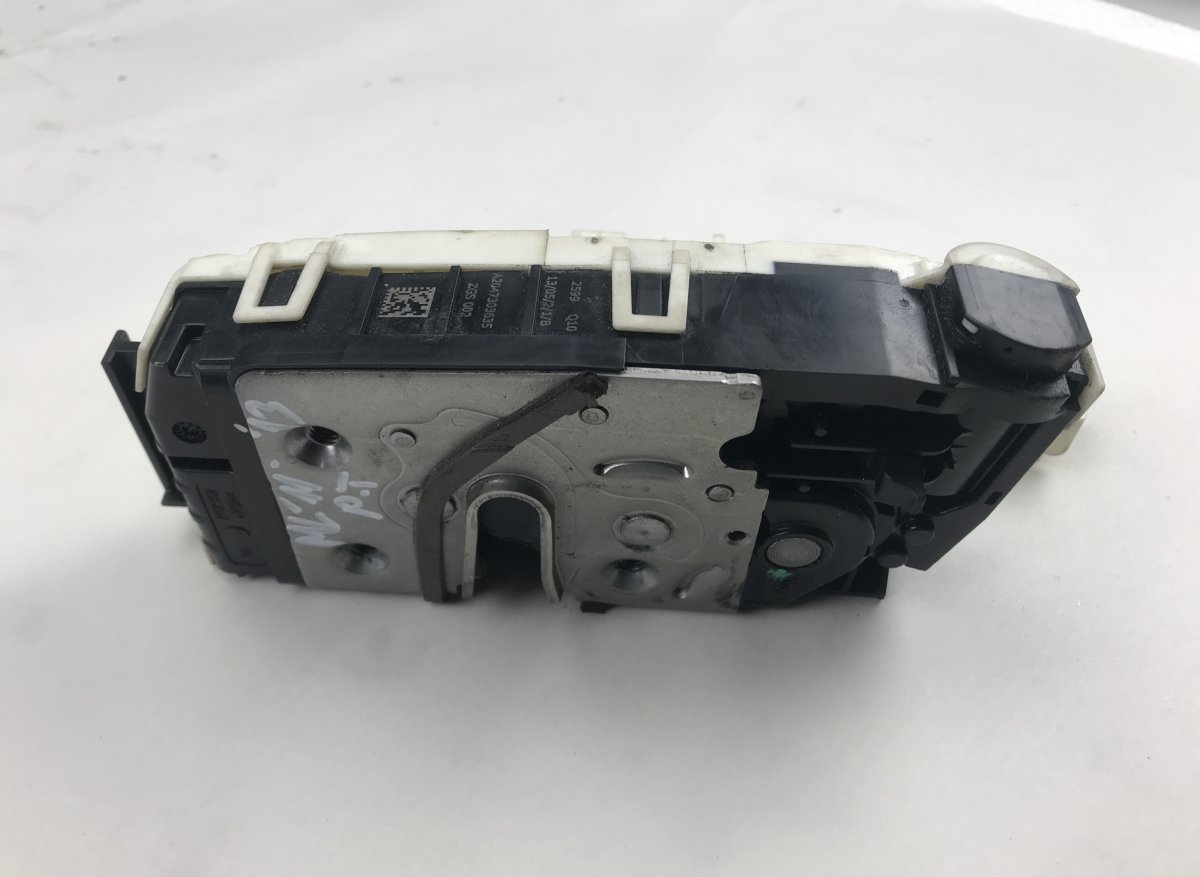 Mercedes-Benz A (W176) Door Lock Rear Right MERCEDES-BENZ ML-CLASS (W166) (2011-2015) Door ...
