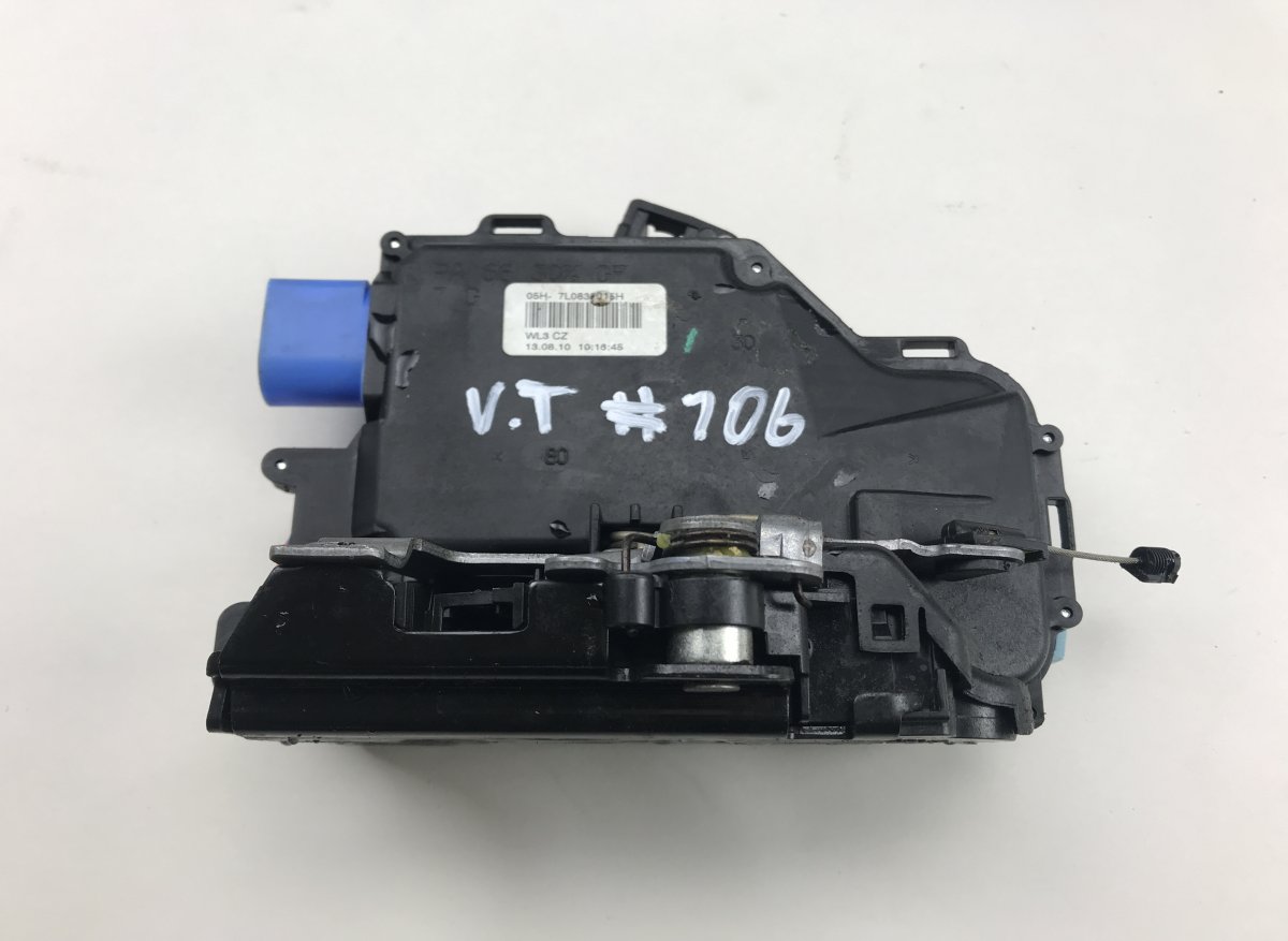 Volkswagen Touran Door lock — rear left Door lock — rear left — VW TOURAN (1T3) (2010-2...