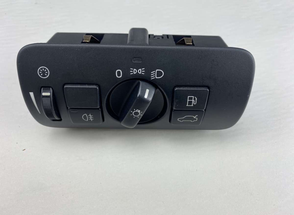 Volvo XC60 Headlight Switch