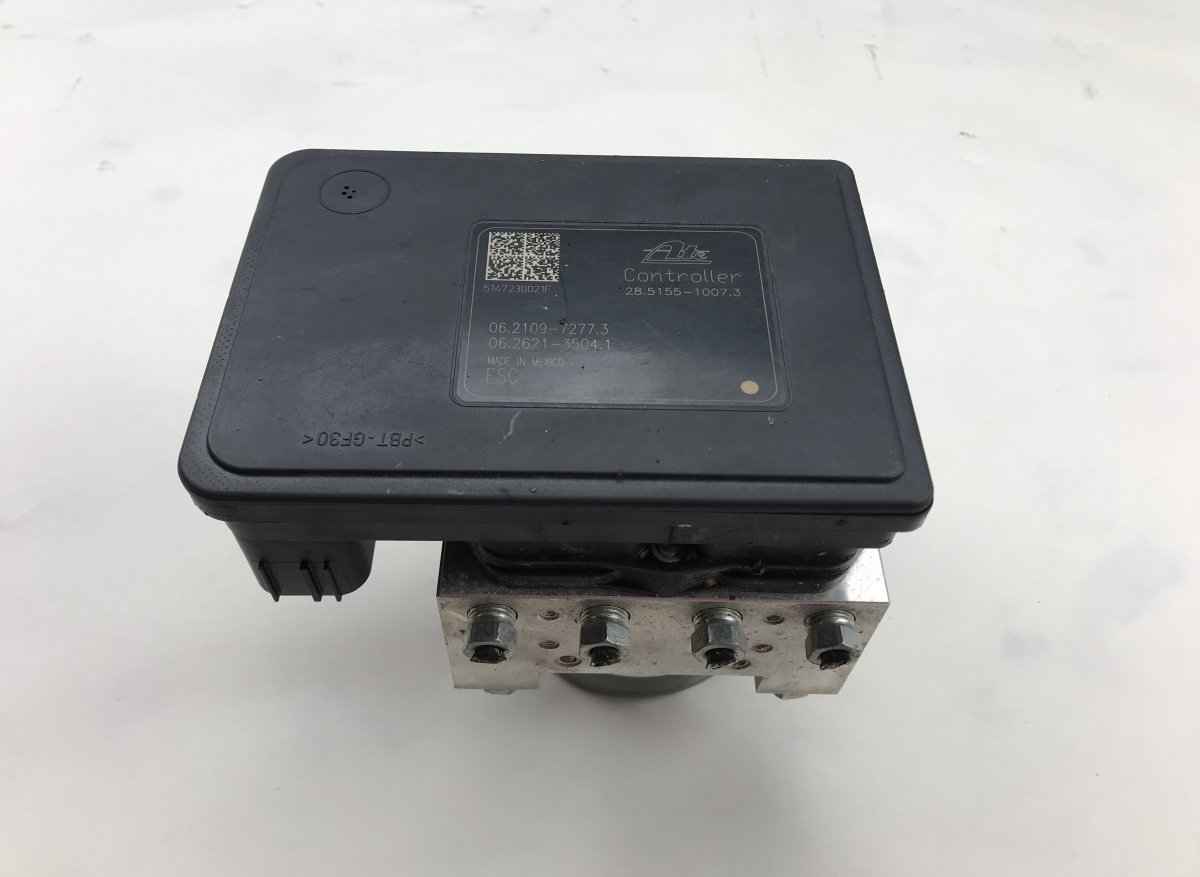 Subaru Levorg ABS hydraulic unit / pump