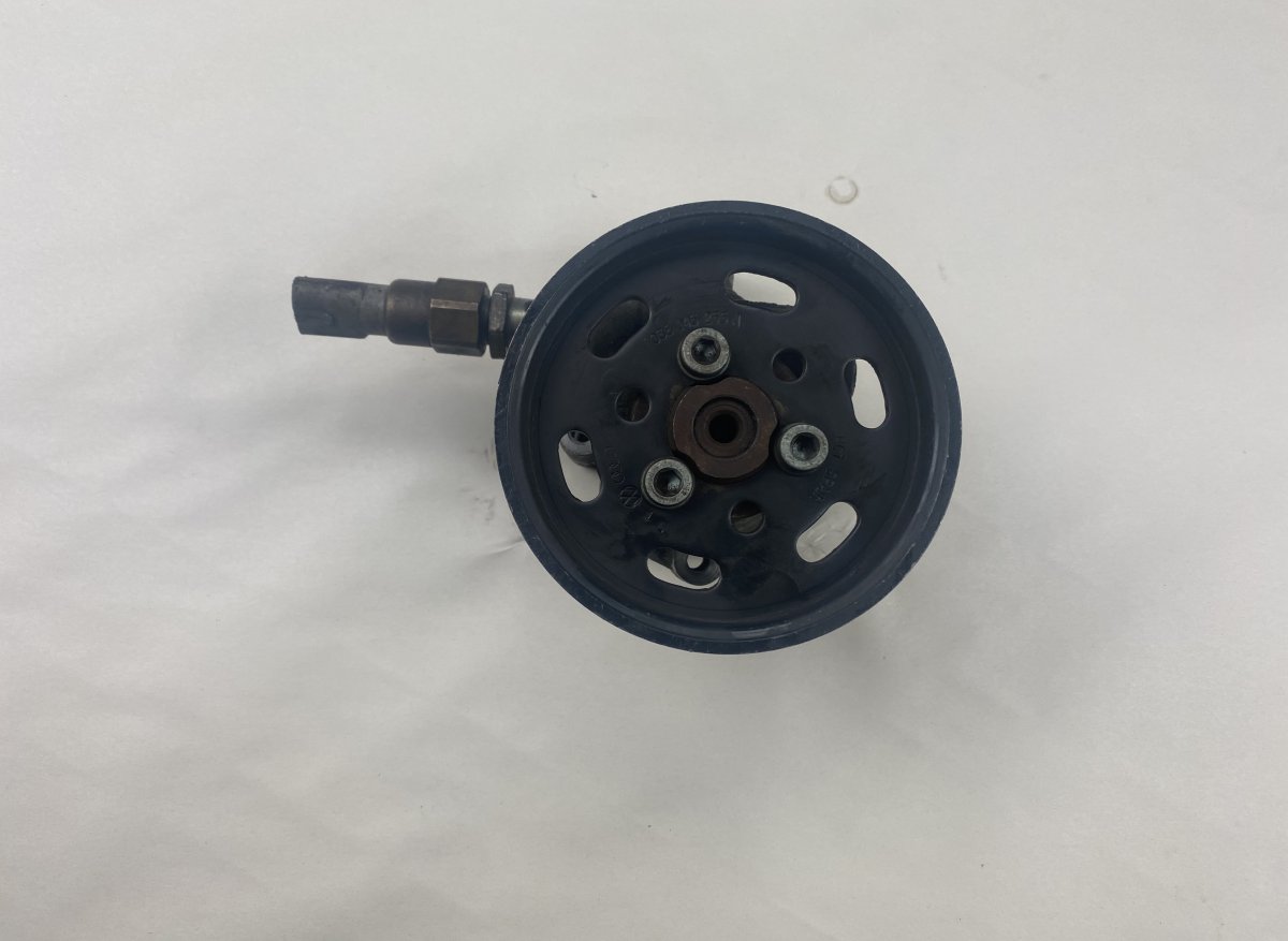 Audi A3 (8L) power steering pump AUDI A3 (8L1) (1996-2003) Power steering pump 1...