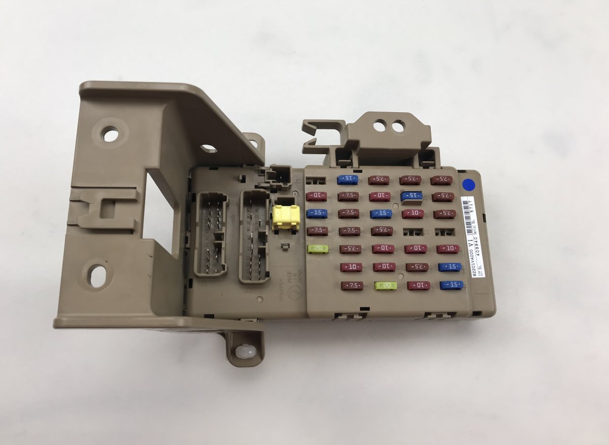 Subaru Levorg Fuse box