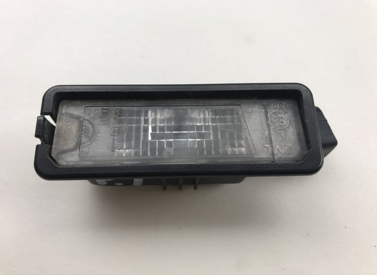Volkswagen Polo License plate light