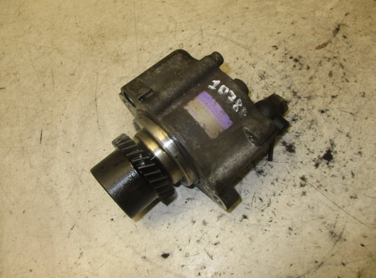 Toyota Land Cruiser 150 Vacuum Pump, engine