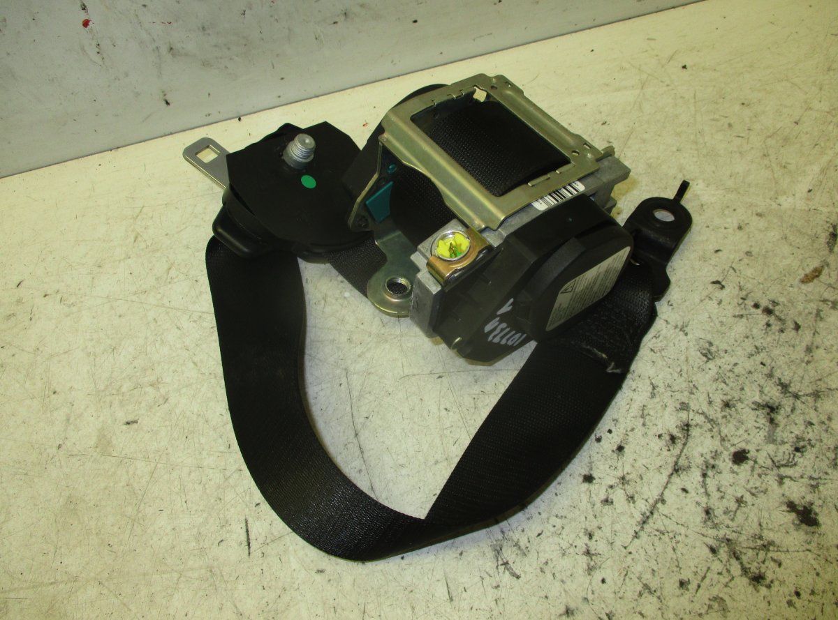 Mercedes-Benz A (W169) Seat Belt Front Left MERCEDES-BENZ ML-CLASS (W164) (2005-2011) Seat ...