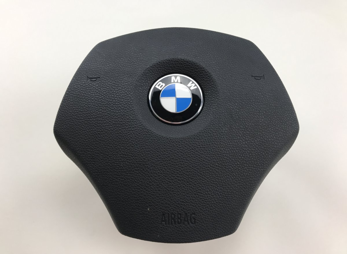 BMW 1 (E81 / E82 / E87 / E88) Steering Wheel Airbag