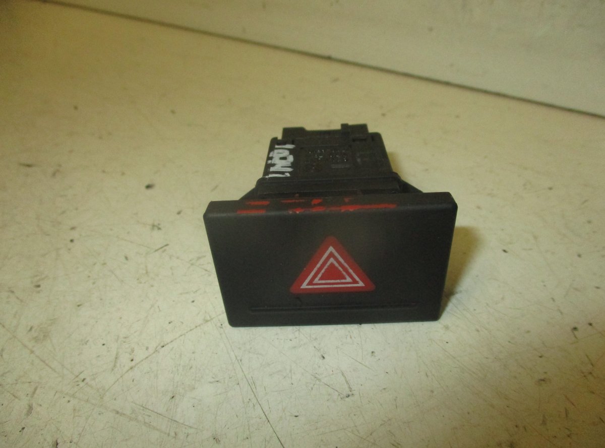 Volkswagen Touareg Hazard switch VW TOUAREG I (7L) (2002-2010) Hazard switch 7L6...