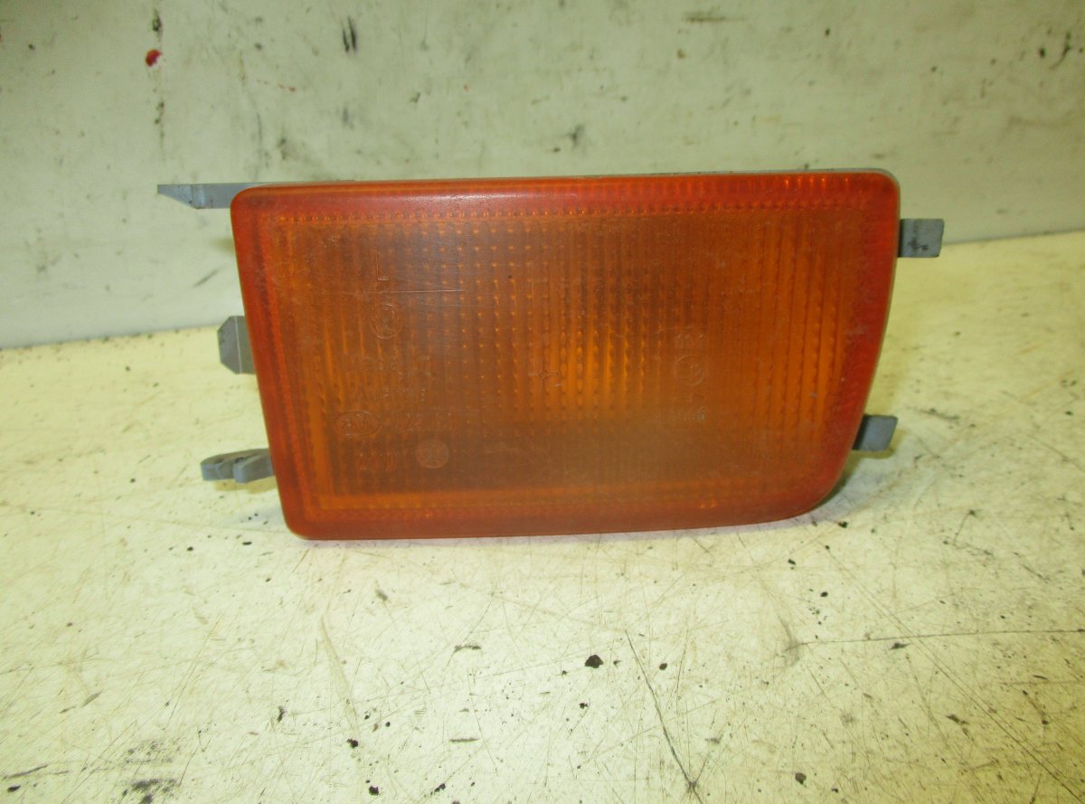 Volkswagen Golf 3 Indicator front left VW GOLF III (1H) (1991-1999) Indicator front le...