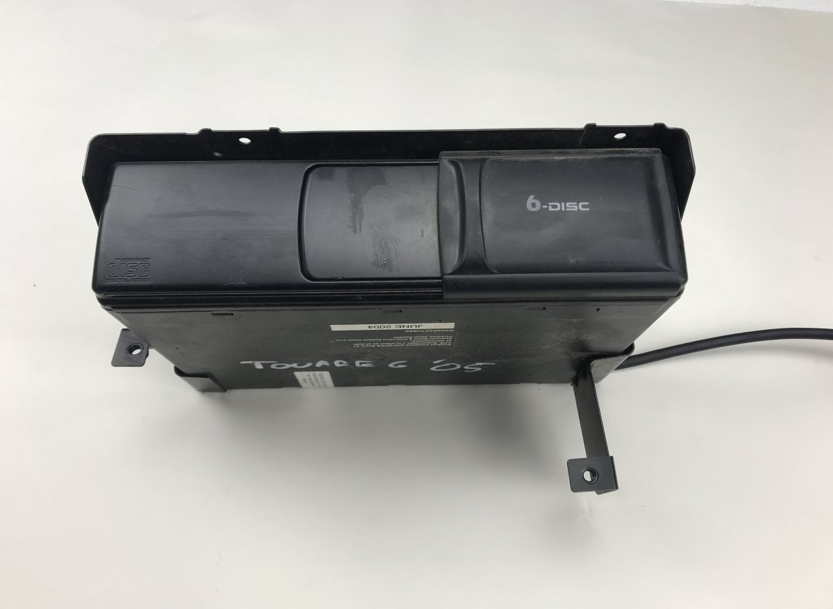 Volkswagen Touareg Cd changer VW TOUAREG I (7L) (2002-2010) CD Changer 7L6035...