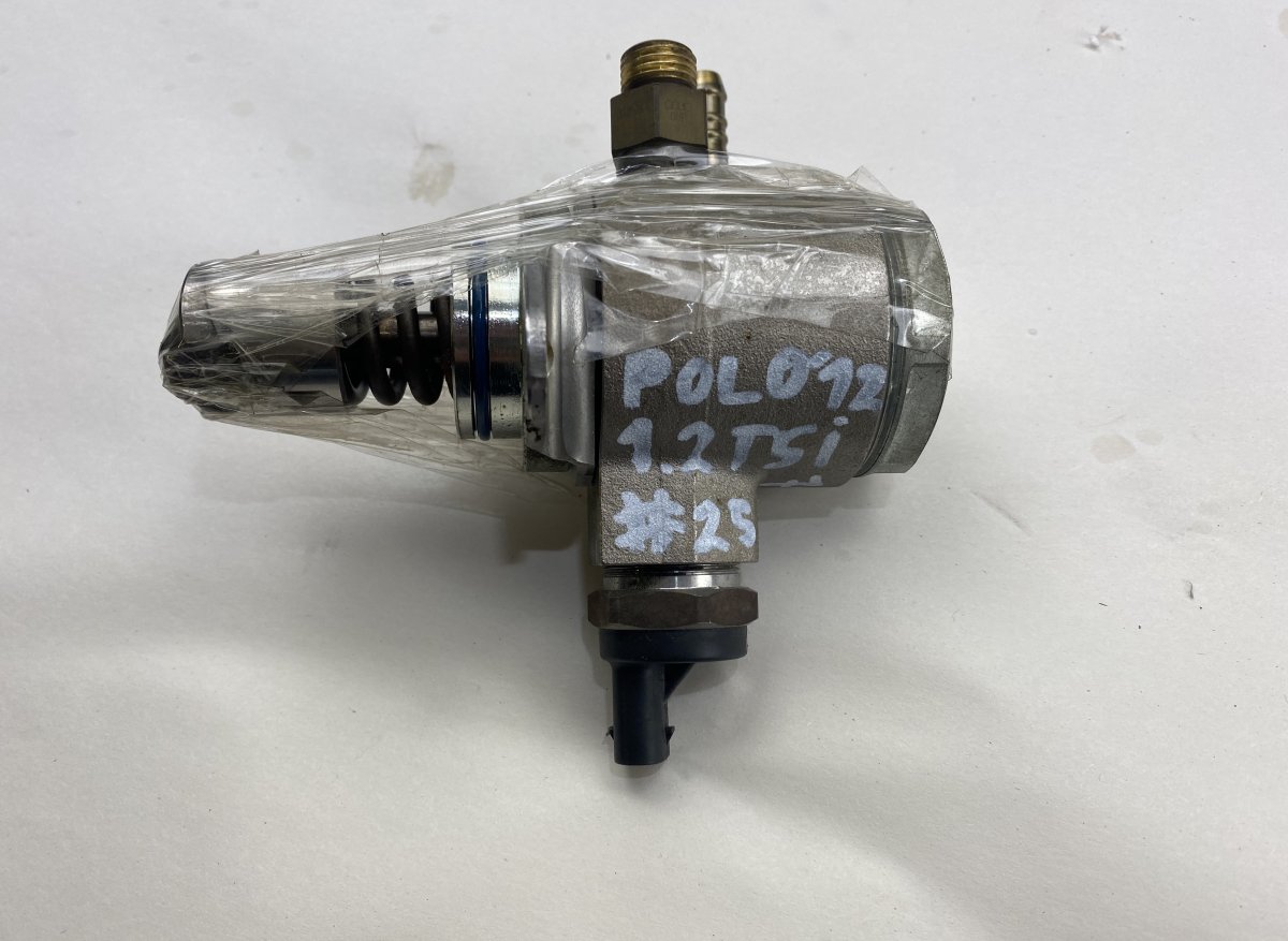 Volkswagen Polo High pressure pump, petrol VW POLO V (6R, 6C, 61) (2009-2017) High pressur...