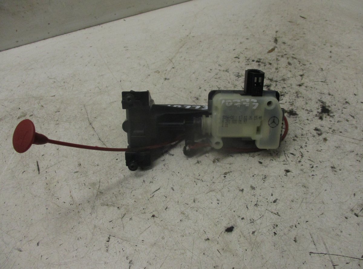 Mercedes-Benz A (W169) Central locking motor Fuel Flap MERCEDES-BENZ ML-CLASS (W164) (2005-2011) Centr...