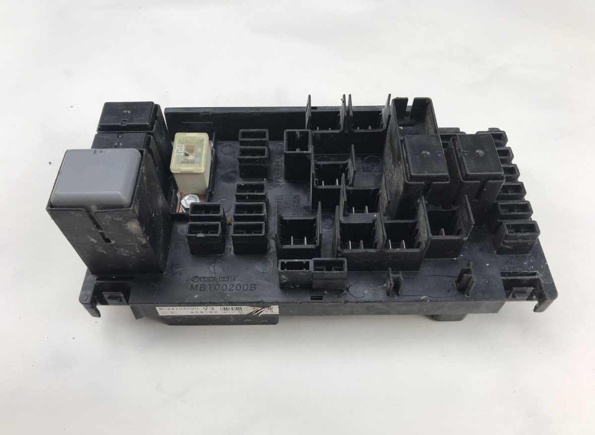 Subaru Levorg Fuse box Fuse box — SUBARU LEVORG I (VM) (2015-2020) — 8...