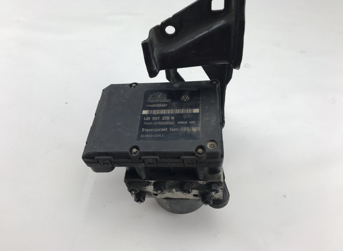 Audi A3 (8L) ABS hydraulic unit / pump AUDI A3 (8L1) (1996-2003) ABS hydraulic unit / ...