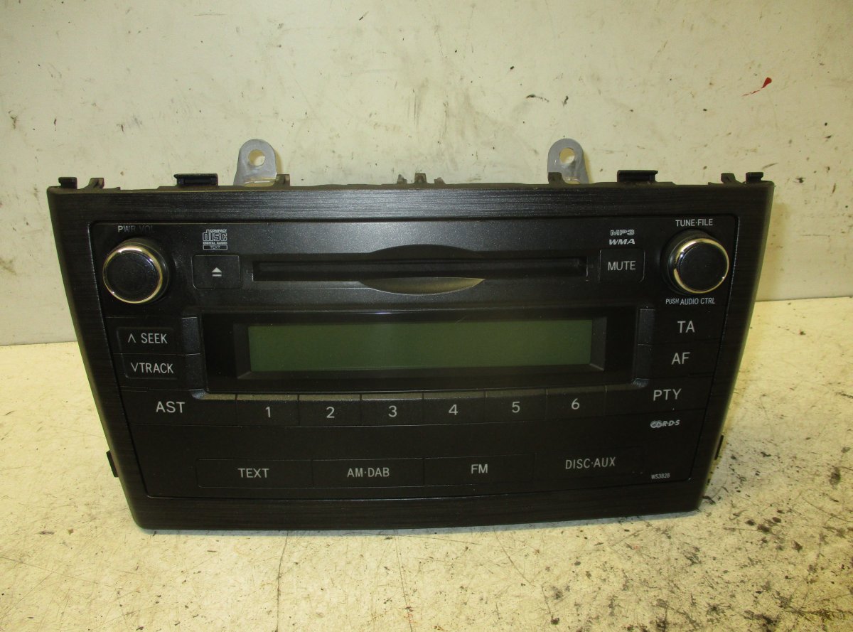 Toyota Avensis (T27) Raadio juhtplokk TOYOTA AVENSIS (T270) (2009-2018) Radio 8612002...