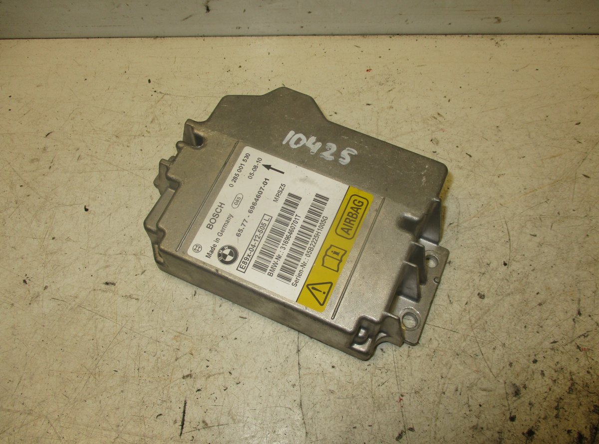 BMW 3 (E46) Airbag Control Unit BMW 3 (E90, E91, E92, E93) (2005-2011) Airbag C...