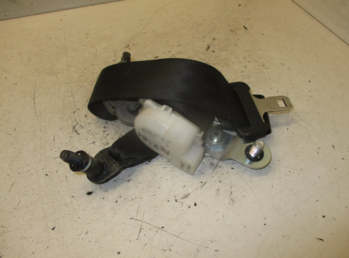 Nissan Pick Up / Navara / NP300 (D22) Seat Belt Rear Right NISSAN NAVARA II / NP300 (D40) (2004-2021) Seat...