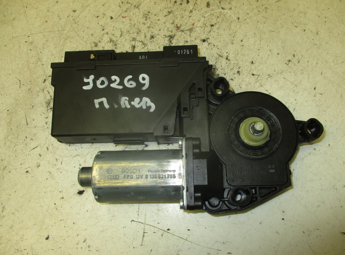 Audi A4 (B7) Window Regulator Motor Front Left AUDI A4 (B7) (2004-2008) Window Regulator Motor...