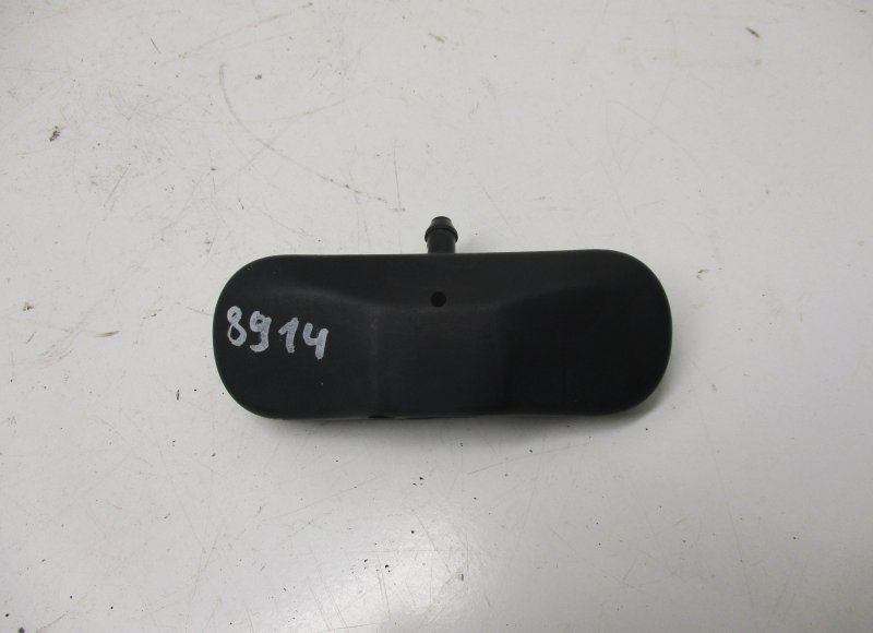 Volkswagen Touran Windscreen washer nozzle left VW TOURAN (1T1, 1T2) (2003-2010) Windscreen was...