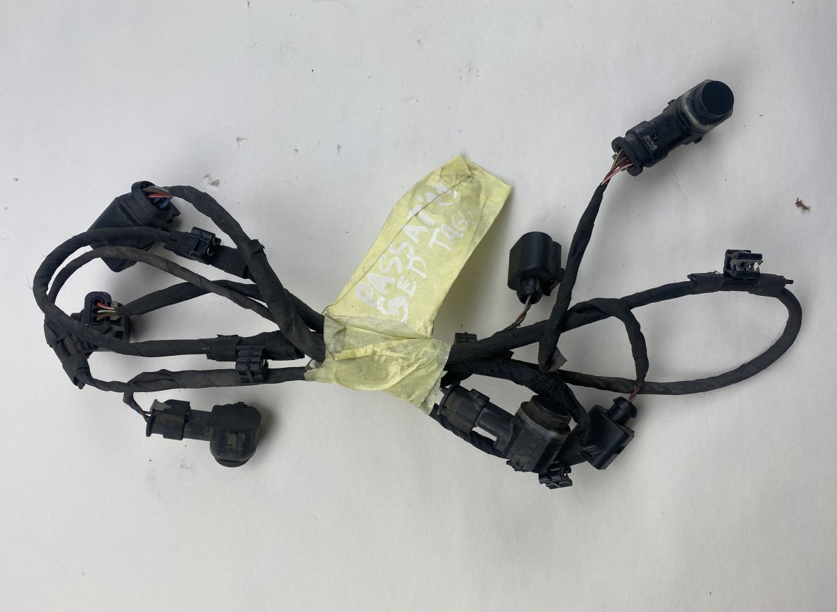 Volkswagen Passat (B7) Parking sensors cable harness, rear VW PASSAT B7 / ALLTRACK (2010-2015) Parking sen...