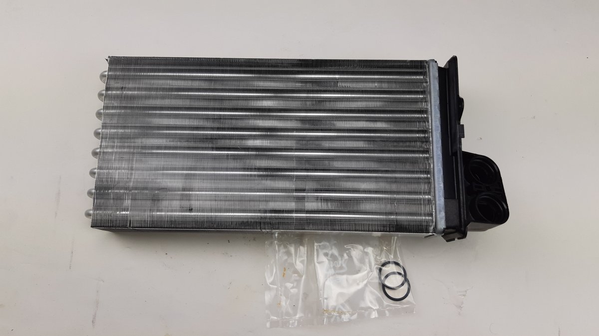 Peugeot 605 Сердцевина нагревателя PEUGEOT 605 (6B) (1989-1999) Heater core 644889...