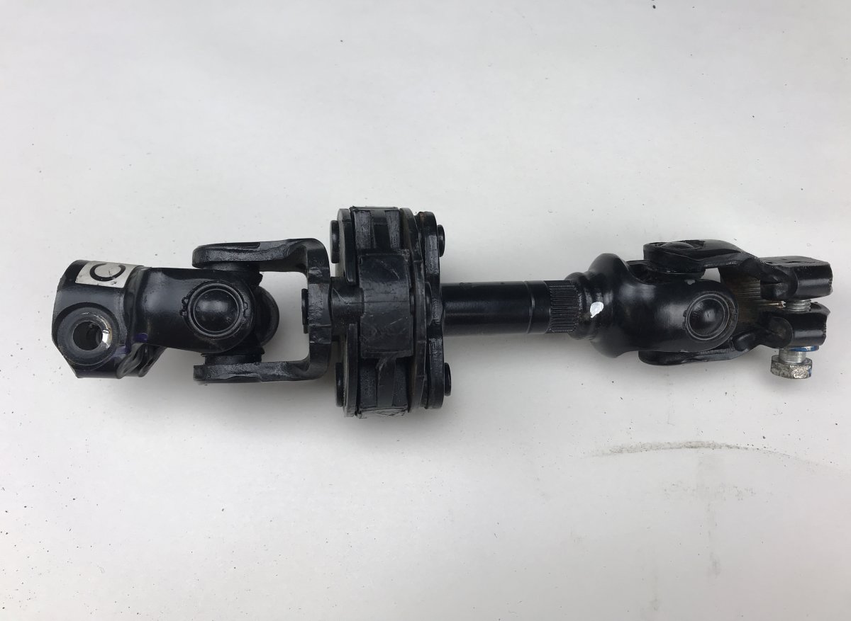 Subaru Levorg ohjausakseli SUBARU LEVORG I (VM) (2015-2020) Steering Shaft...