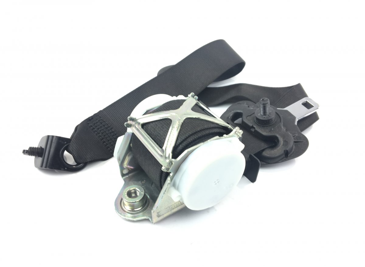 BMW 1 (E81 / E82 / E87 / E88) Seat Belt Front Right BMW 1 (F20, F21) (2011-2019) Seat Belt Front Ri...