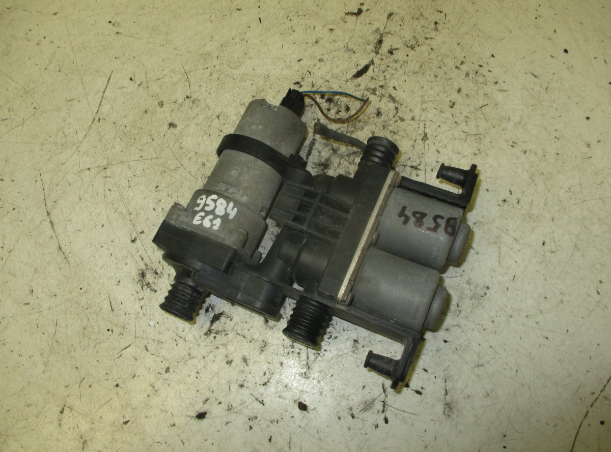 BMW 5 (E60 / E61) Heater Bypass Valve