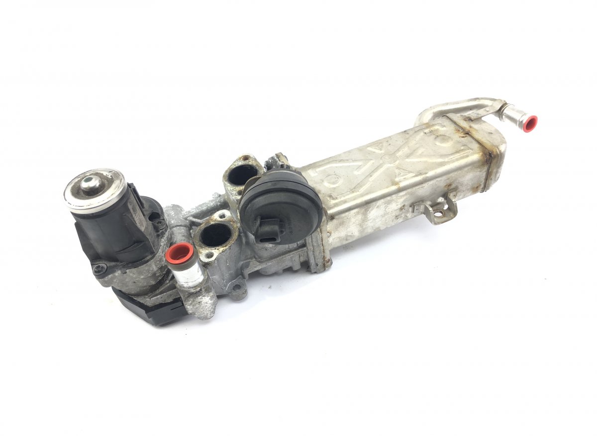 Volkswagen Passat CC / CC EGR jäähtytin VW PASSAT CC (357) (2009-2017) EGR cooler 03L13...