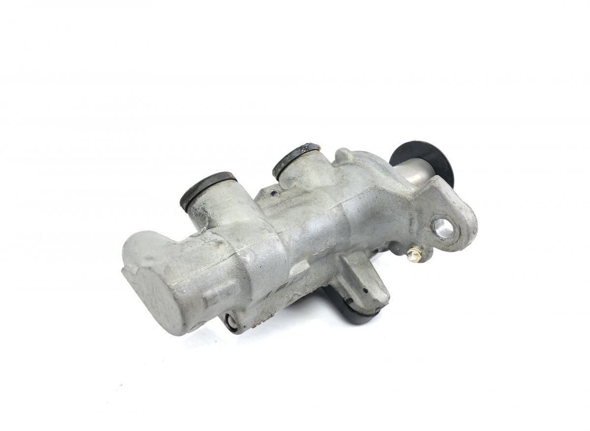 Volkswagen Passat (B8) jarrupääsylinteri VW PASSAT B8 (3G) / ALLTRACK (2014-2023) Brake ...