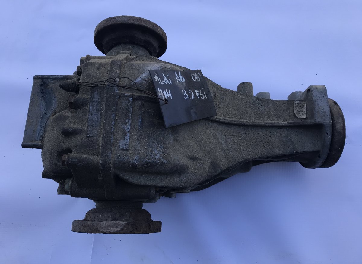 Audi A6 (C6) Rear axle differential AUDI A6 / A6 ALLROAD (C6, 4F) (2004-2011) Rear ...