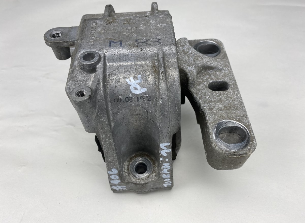 Volkswagen Touran Engine Mount right VW TOURAN (1T3) (2010-2015) Engine Mount right ...