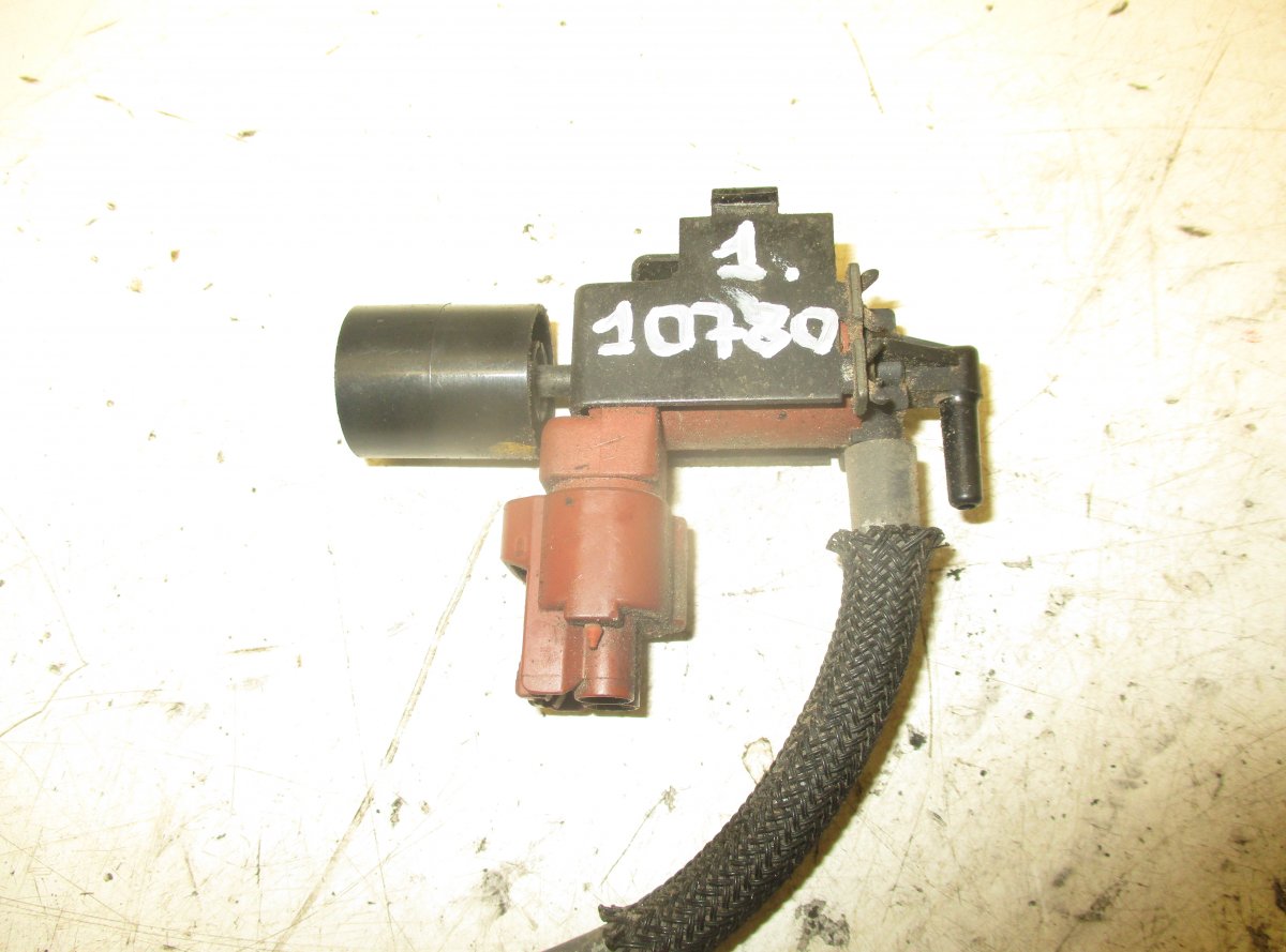 Toyota Land Cruiser 150 Engine Solenoid Valve TOYOTA LAND CRUISER 150 (2009-2021) Engine Sole...