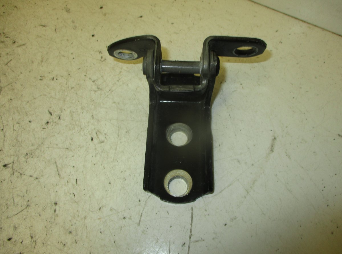 Toyota Land Cruiser 150 Door Hinge Rear Right Lower TOYOTA LAND CRUISER 150 (2009-2021) Door Hinge ...