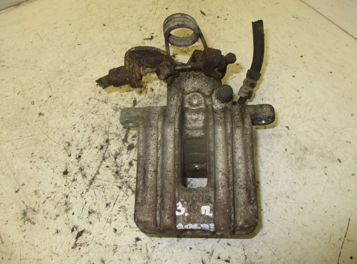Audi A4 (B5) Brake caliper rear right AUDI A4 (B6) (2000-2004) Brake caliper rear rig...