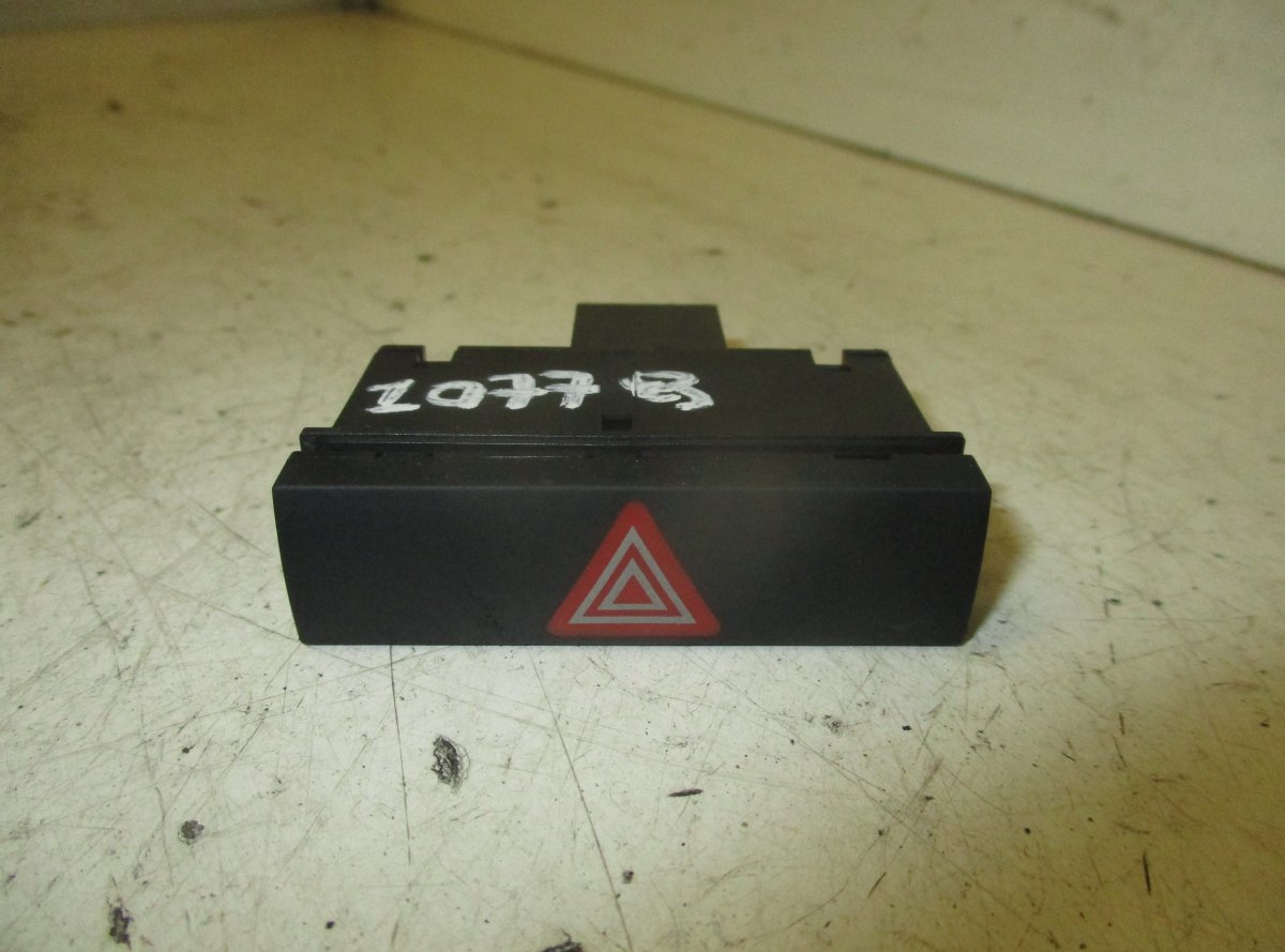 Audi A6 (C6) Hazard switch AUDI A6 / A6 ALLROAD (C6, 4F) (2004-2011) Hazar...